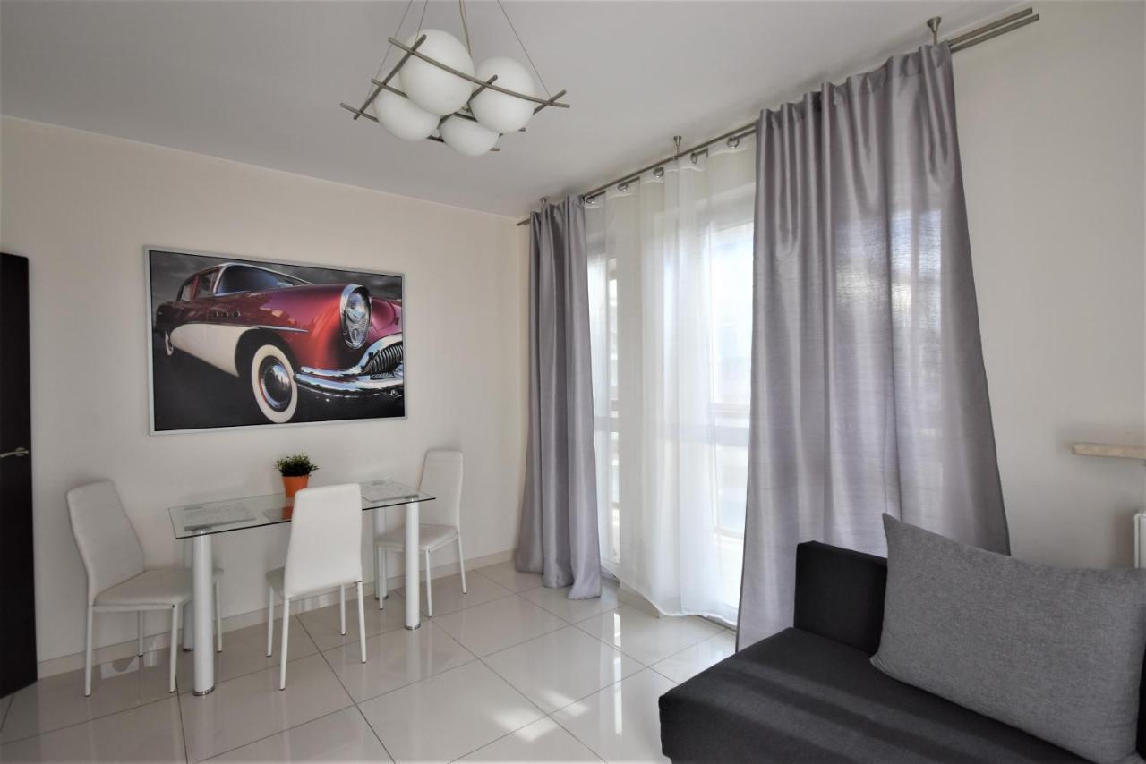 Senator Warsaw Apartments Luaran gambar